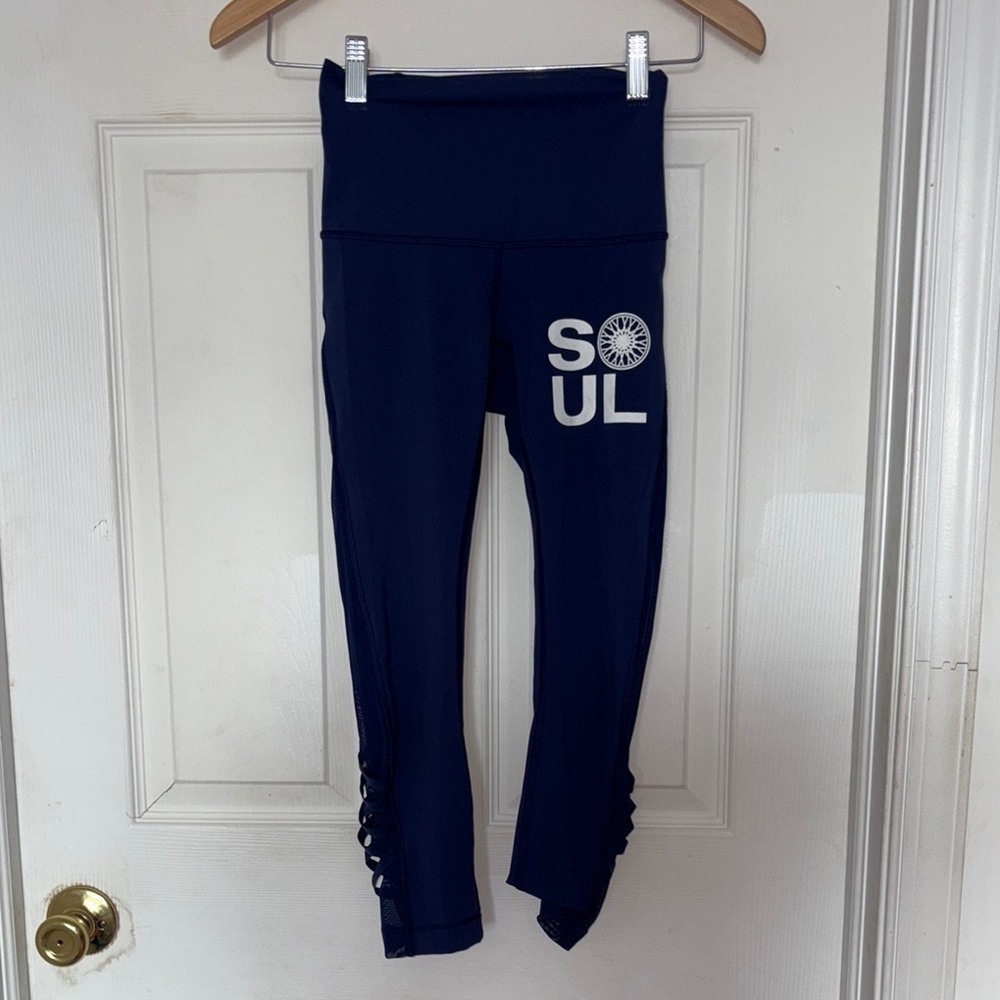 LuluLemon SoulCycle Crop Leggings